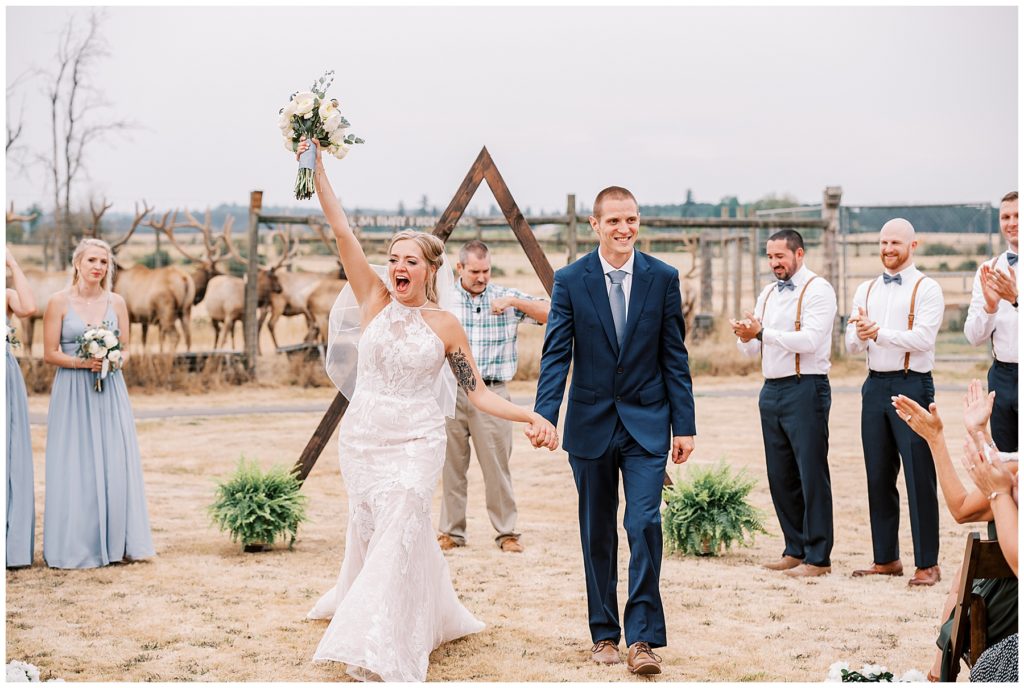 outdoor wedding in Molalla Oregon with Elk