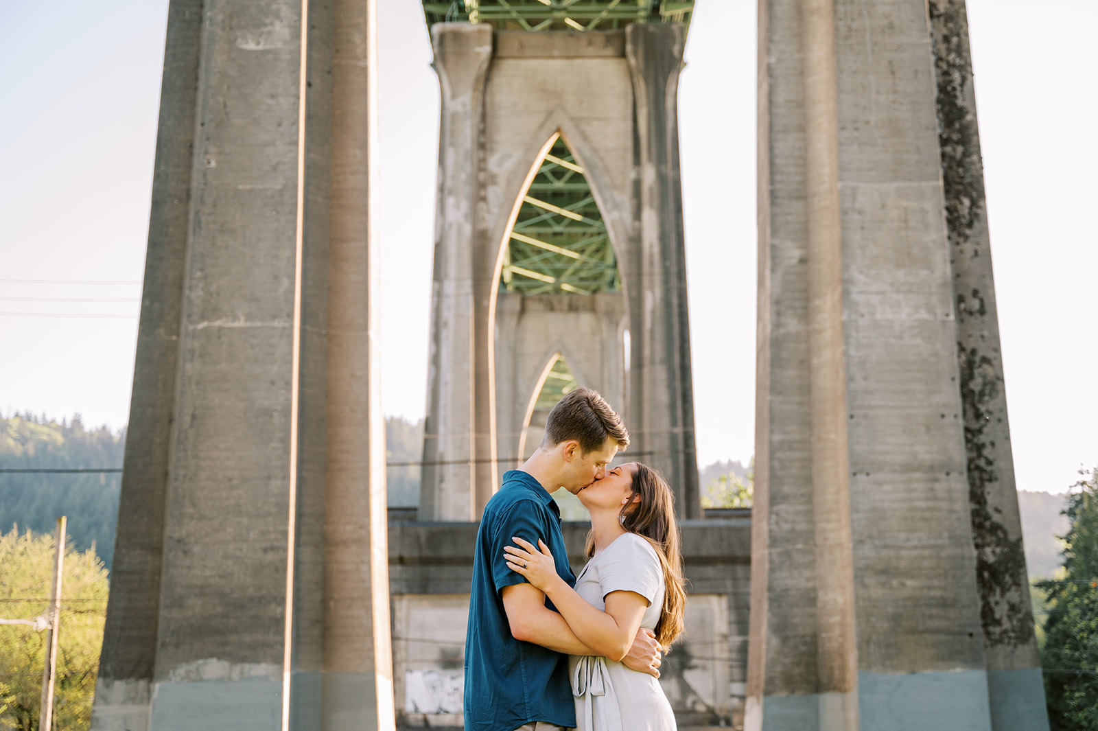 Wedding photographer Portland Oregon Engagement session Cathedral Park St. Johns Bridge